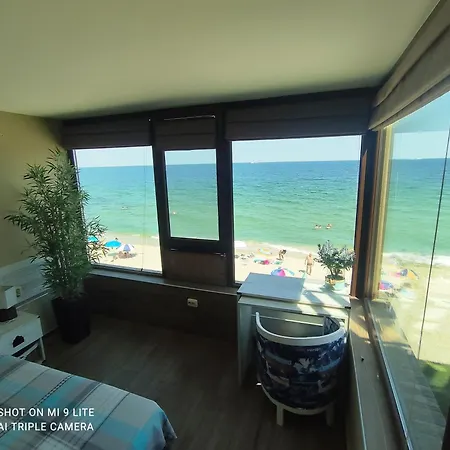 Hemingway In Happy Vendégház 3*