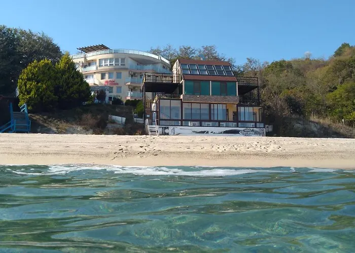 Hemingway In Happy 3* Varna