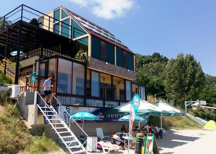 Hemingway In Happy Pensionat