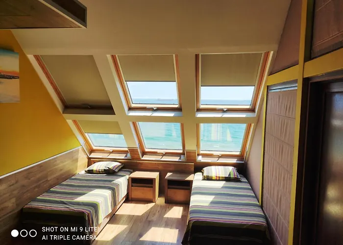 Hemingway In Happy 3* Varna